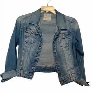 Super cute, Denim jean jacket M